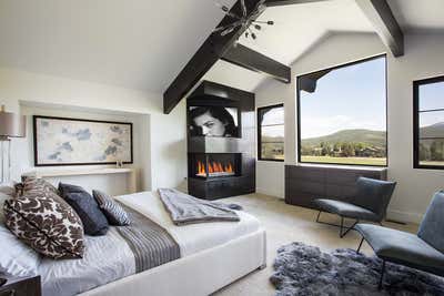  Contemporary Vacation Home Bedroom. American Saddler by Jaffa Group.