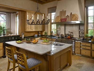  Traditional Family Home Kitchen. Continental  by Soucie Horner, Ltd..