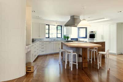  Contemporary Country House Kitchen. Ranch House by The Archers.