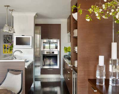  Contemporary Apartment Kitchen. Columbus Circle Pied-à-terre by Jessica Schuster Interior Design.