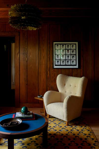  Country Vacation Home Living Room. California Swiss Chalet by Studio Shamshiri.