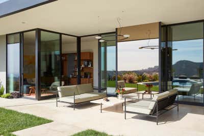  Contemporary Family Home Patio and Deck. Hilltop Residence  by Studio Shamshiri.