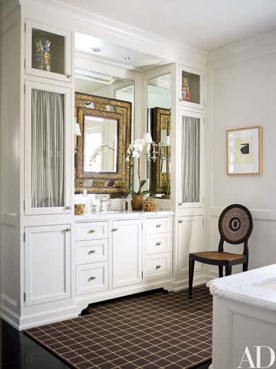  Transitional Family Home Bathroom. Houston Residence by J. Randall Powers Interior Decoration.