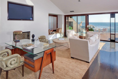 Contemporary Beach House Living Room. Malibu Modern by Cardella Design, LLC.