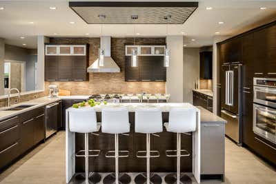 Contemporary Family Home Kitchen. Parador by Jenny Martin Design.