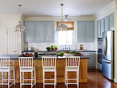  Traditional Family Home Kitchen. Fresh Traditional by Lauren Liess.