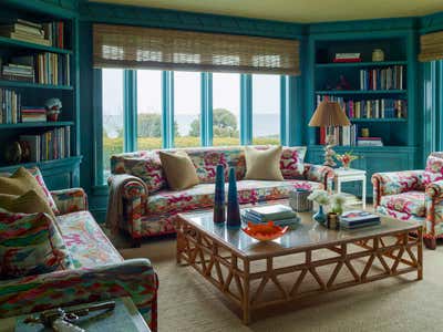  Coastal Vacation Home Living Room. East Hampton Mansion by Pierce Allen .