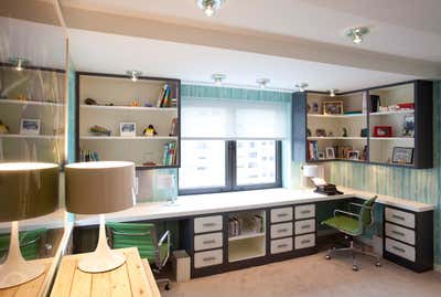  Traditional Apartment Office and Study. Midtown East Triplex by Pierce Allen .