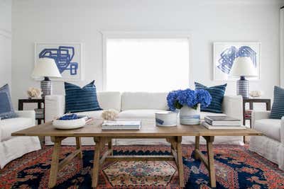  Coastal Vacation Home Living Room. East Hampton New Traditional by Chango & Co..