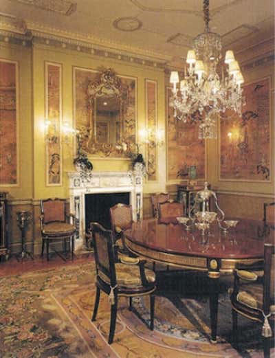  Traditional Regency Family Home Dining Room. Manhattan's Museum Townhouse by Linda Ruderman Interiors.