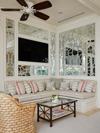  Coastal Vacation Home Living Room. Intercoastal Spender by Linda Ruderman Interiors.