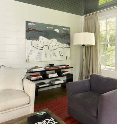  Modern Vacation Home Living Room. Wainscott by Dan Scotti Design.
