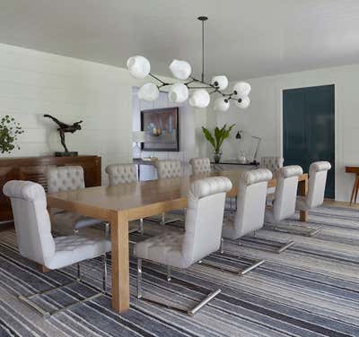 Coastal Vacation Home Dining Room. Hither Lane by Dan Scotti Design.