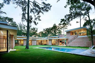  Mid-Century Modern Family Home Exterior. Oak Lane by Dillon Kyle Architecture.