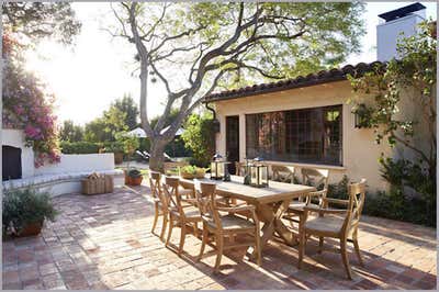 Mid-Century Modern Patio and Deck. Home Again by Ellen Brill - Set Decorator & Interior Designer.