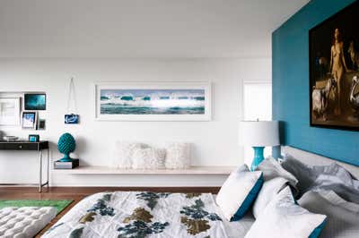 Coastal Beach House Bedroom. Montauk Beach House  by Rebekah Caudwell Design.