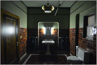 Mid-Century Modern Entertainment/Cultural Bathroom. American Horror Story: Hotel by Ellen Brill - Set Decorator & Interior Designer.