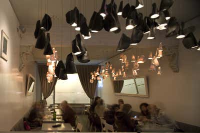  Modern Restaurant Workspace. 26.0 Ping’s Café by Omer Arbel.