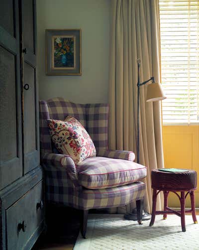  Mid-Century Modern Family Home Bedroom. London Mews House by Hugh Leslie Ltd.