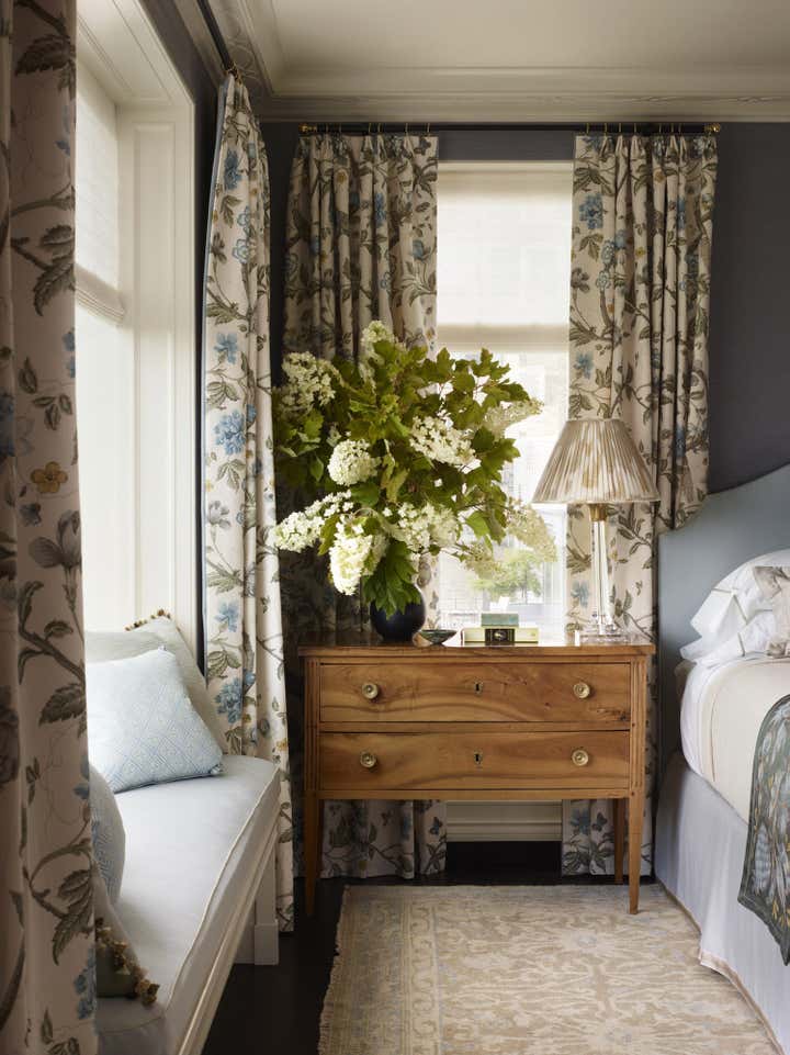 Central Park Pied-a-Terre by Tammy Connor Interior Design | 1stDibs