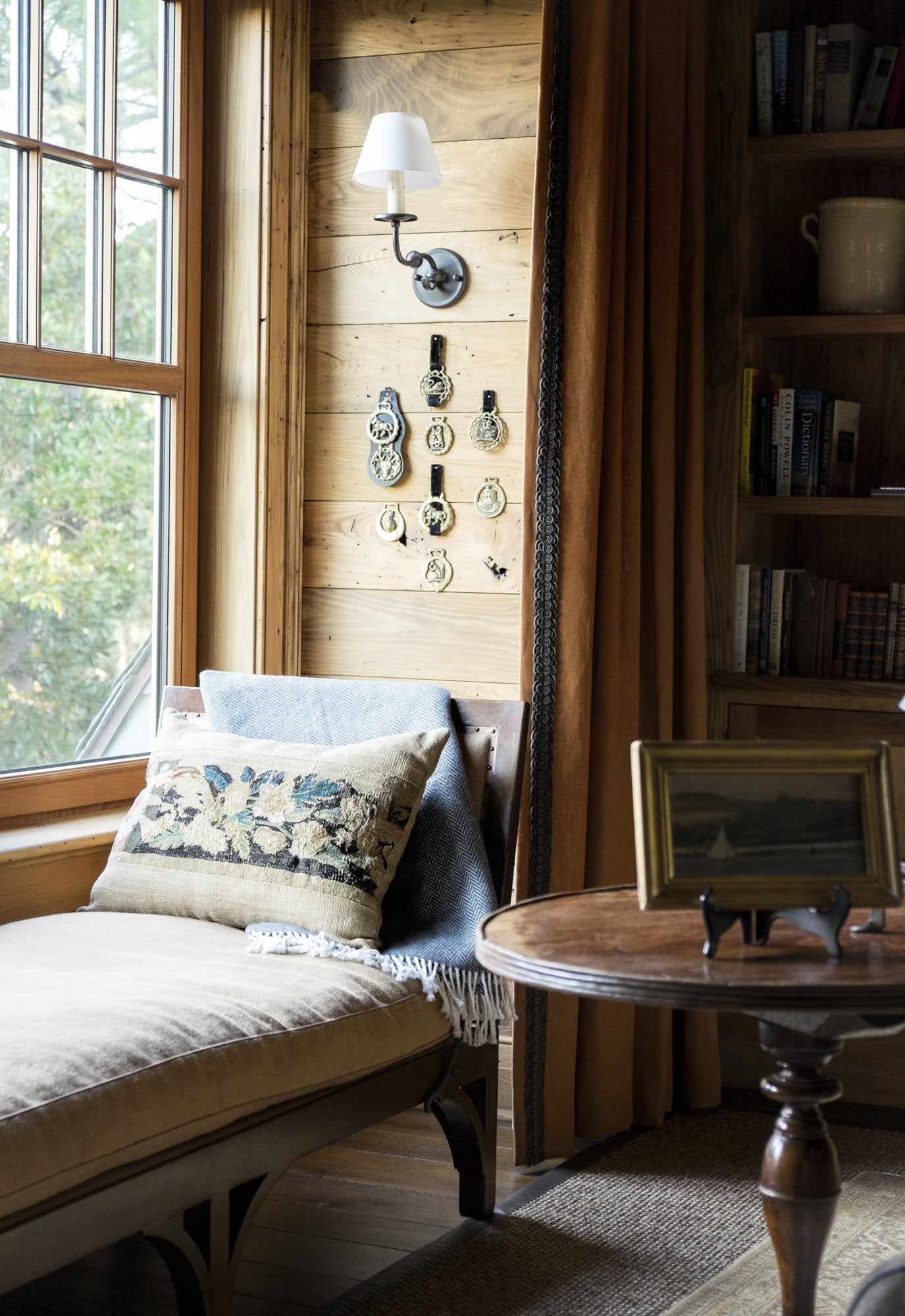 Traditional Office and Study