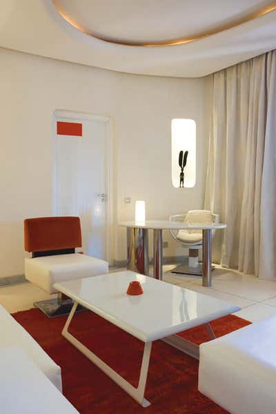  Modern Hotel Living Room. Hotel Renaissance by Amar Studio.