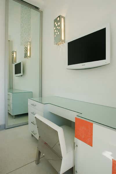  Eclectic Modern Hotel Office and Study. Hotel Renaissance by Amar Studio.
