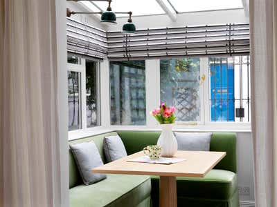  Eclectic Apartment Dining Room. Paddington Pied-à-Terre by Beata Heuman Ltd.