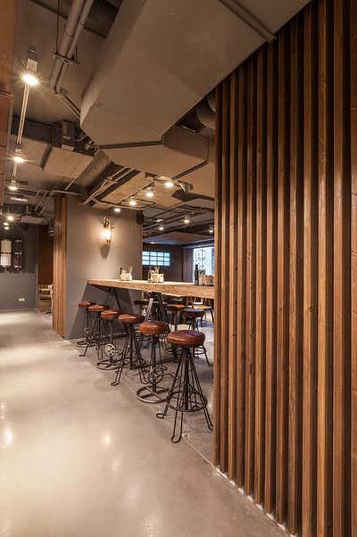  Industrial Restaurant Open Plan. Mamá Framboise by Coppel Design.