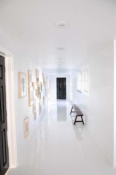  Minimalist Family Home Entry and Hall. Hollywood Hills Project with Briggs Edward Solomon by Clements Design.