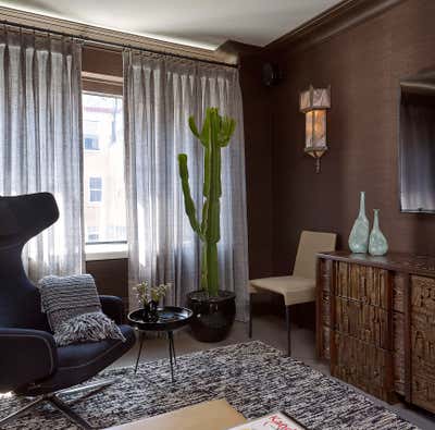  Mid-Century Modern Apartment Living Room. 79th Street by Wesley Moon Inc..