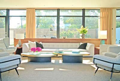  Mid-Century Modern Beach House Living Room. Amagansett by Formarch.