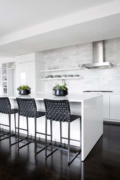  Modern Apartment Kitchen. Tribeca Loft by Chango & Co..
