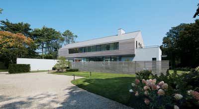  Industrial Beach House Exterior. Amagansett by Formarch.