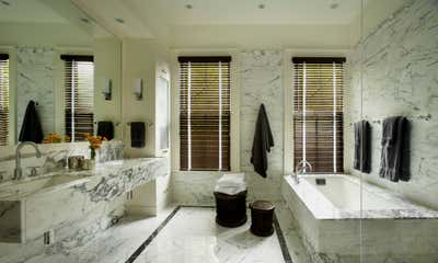 Contemporary Family Home Bathroom. South End Townhouse by Heather Wells Inc.