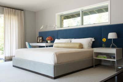  Mid-Century Modern Vacation Home Bedroom. Pennsylvania Weekend Retreat by Stone Fox Architects LLP.