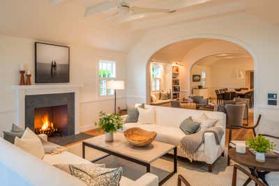  Beach Style Beach House Living Room. Tisbury Ocean Retreat by Heather Wells Inc.