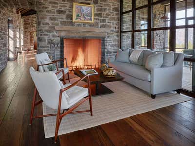  Mid-Century Modern Vacation Home Living Room. Mountaintop Modern by WRJ Design Associates.