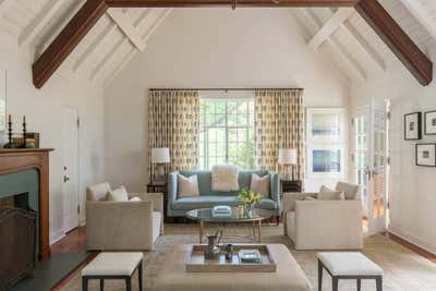 Coastal Vacation Home Living Room. Coastal Living by WRJ Design Associates.
