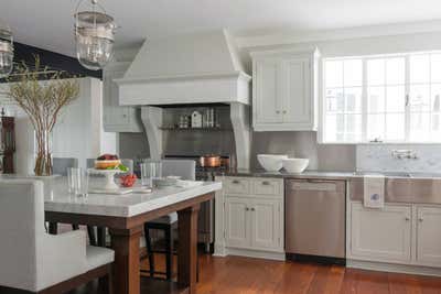  Coastal Vacation Home Kitchen. Coastal Living by WRJ Design Associates.