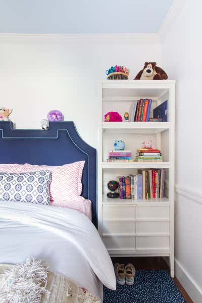  Transitional Apartment Children's Room. W70 by NINA CARBONE inc.