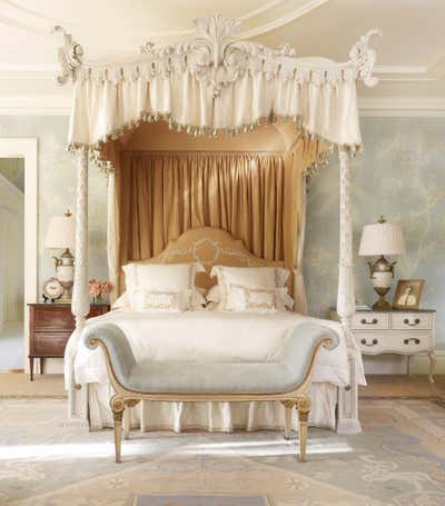 Transitional Family Home Bedroom. Virginia Estate by Bunny Williams Inc..