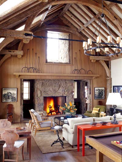  Craftsman Farmhouse Vacation Home Living Room. Family Vacation Home | Snowmass, Colorado by Alan Tanksley, Inc..