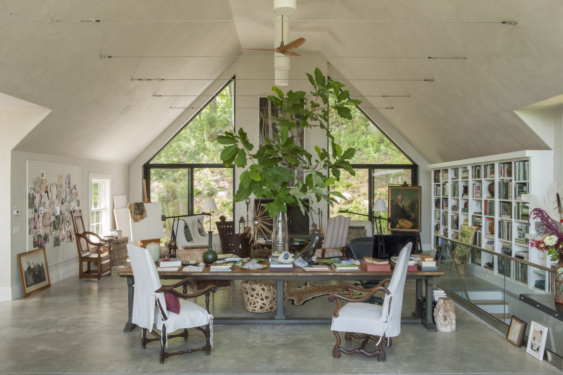 Mediterranean Workspace