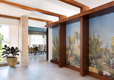  Western Entry and Hall. Mid Century Modern by Round Table Design, Inc..