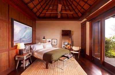  Tropical Beach House Bedroom. Maui Residence by Dan Fink Studio.