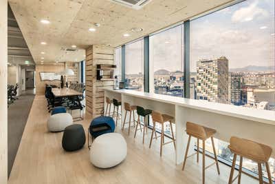 Scandinavian Workspace. Levis Office by SEL Interior Design.