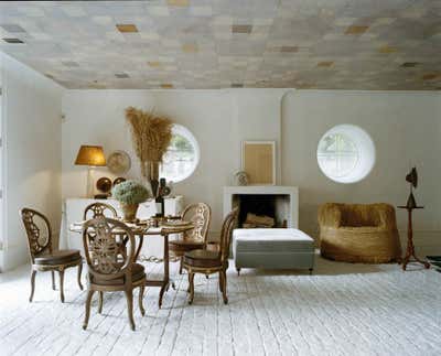  English Country Country House Living Room. Country Retreat by Stephen Sills Associates.