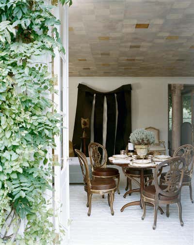  Mediterranean Organic Country House Dining Room. Country Retreat by Stephen Sills Associates.