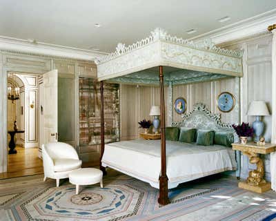 Traditional Family Home Bedroom. Northshore Estate by Stephen Sills Associates.